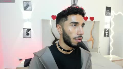 ISSANDER online show from 03/04/25, 07:43