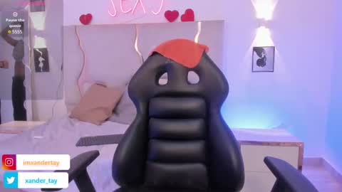 ISSANDER online show from 03/10/25, 11:27