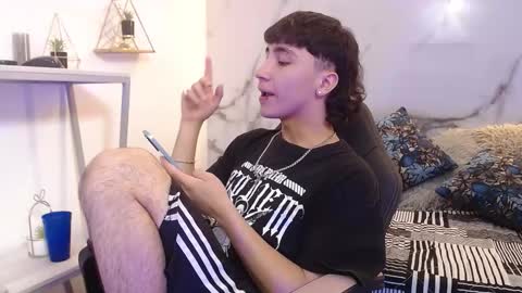 xandergrey8 online show from 03/24/26, 07:52