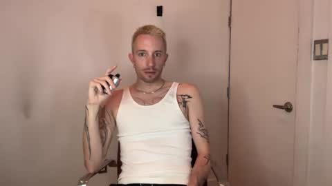 Snapshot of xanderxnyc chatting on 07/08/26, 09:52 xanderxnyc online show from 07/08/26, 09:52