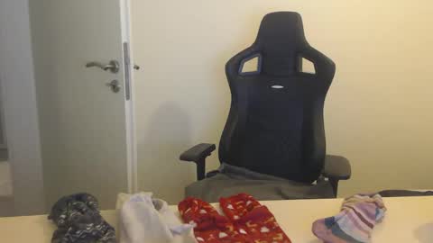 Joe online show from 12/01/25, 06:29