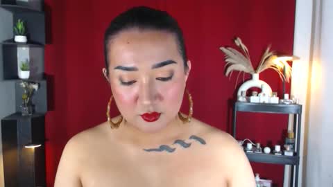 Snapshot of xasianempressx chatting on 10/16/25, 09:05 Nira NOT INTO CHEAP GUYS online show from 10/16/25, 09:05