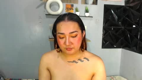 Nira   NOT INTO CHEAP GUYS  online show from 07/11/26, 12:52