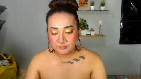 Nira   NOT INTO CHEAP GUYS  online show from 07/18/26, 06:12