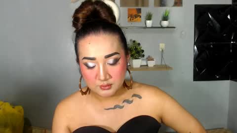 Nira   NOT INTO CHEAP GUYS  online show from 07/20/26, 07:27