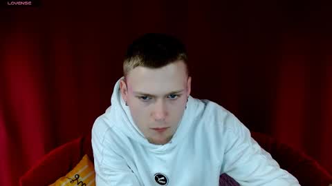 xavier_night81 online show from 10/23/25, 07:18