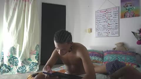 Snapshot of xayah_y_rakan chatting on 12/17/24, 08:45 xayah_y_rakan online show from 12/17/24, 08:45