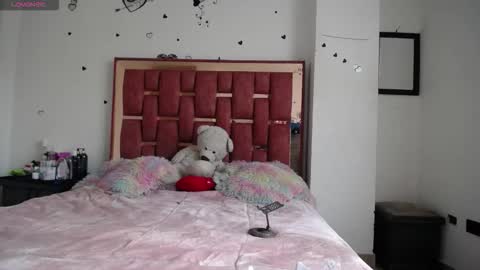 Snapshot of xayunrin chatting on 11/10/25, 07:46 xayu online show from 11/10/25, 07:46