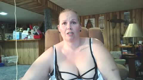 Snapshot of xbeautifulxliex chatting on 05/29/26, 12:19 xbeautifulxliex online show from 05/29/26, 12:19