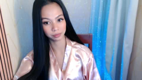 Snapshot of xblaire chatting on 04/24/26, 12:02 Blaire online show from 04/24/26, 12:02