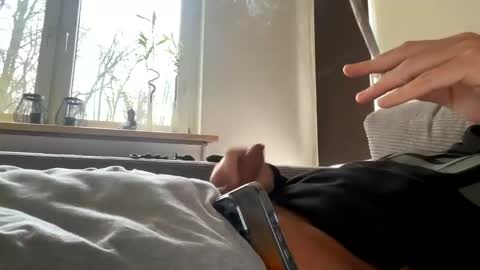 Snapshot of xbonbonx chatting on 02/08/25, 12:50 BonBon online show from 02/08/25, 12:50