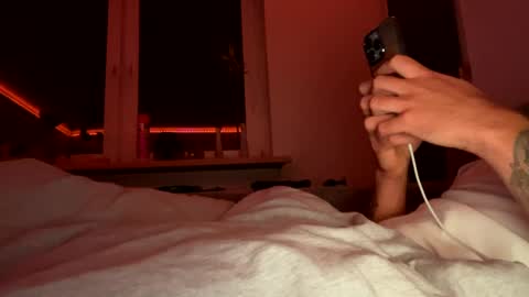 Snapshot of xbonbonx chatting on 02/23/25, 06:45 BonBon online show from 02/23/25, 06:45