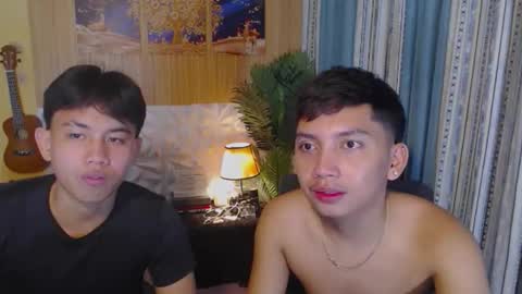 Snapshot of xcigbatecum chatting on 09/15/25, 06:08 Charlie online show from 09/15/25, 06:08