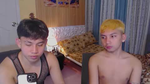 Snapshot of xcigbatecum chatting on 09/19/25, 01:18 Charlie online show from 09/19/25, 01:18