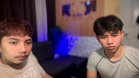 Snapshot of xcigbatecum chatting on 11/05/25, 02:17 Charlie online show from 11/05/25, 02:17