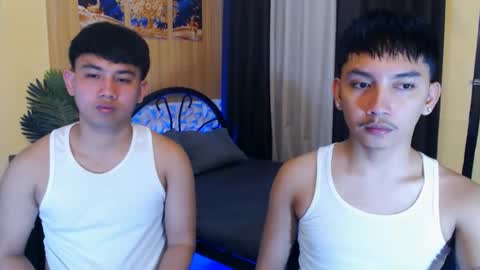 Snapshot of xcigbatecum chatting on 11/16/25, 03:39 Charlie online show from 11/16/25, 03:39