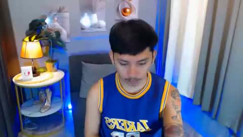 Charlie online show from 04/10/26, 08:41