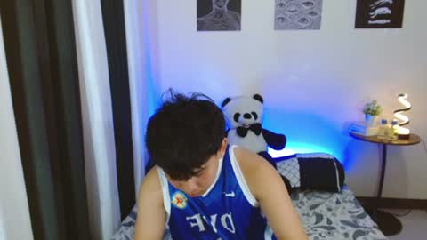 Charlie online show from 06/25/26, 02:00