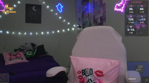 spoil me here  online show from 10/12/25, 11:20