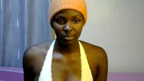 Snapshot of xeenah chatting on 07/14/26, 07:08 xeenah online show from 07/14/26, 07:08