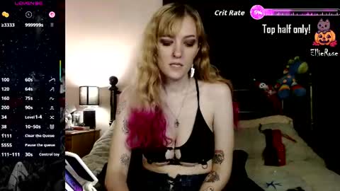Snapshot of xelliee_rosex chatting on 06/19/26, 03:22 EllieeRose online show from 06/19/26, 03:22