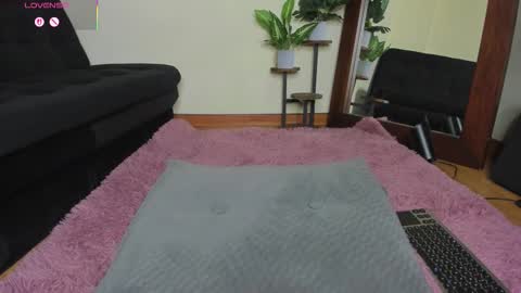 Kanae. online show from 11/05/25, 12:54