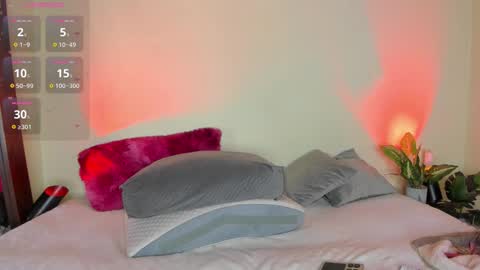 Snapshot of xemilycb chatting on 02/24/26, 01:03 online show from 02/24/26, 01:03