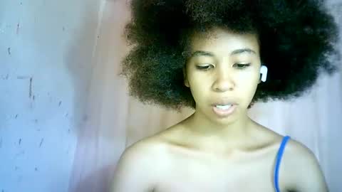 xenna610827 online show from 03/06/25, 01:57