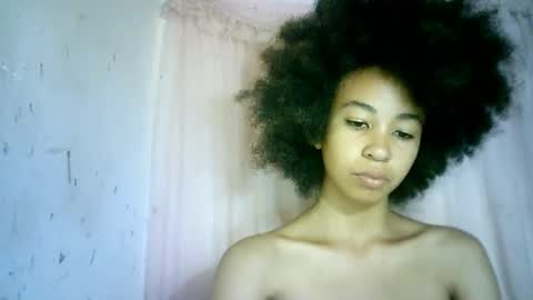 xenna610827 online show from 03/12/25, 03:18