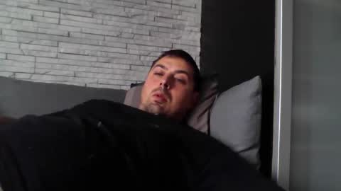 xfikusx44 online show from 11/04/25, 08:24