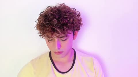 xhan online show from 12/31/24, 04:38