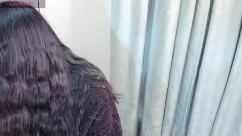 hinata  online show from 11/20/25, 01:06