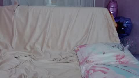 xHot Lina online show from 12/16/24, 07:43