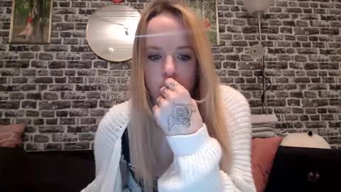 Milfi online show from 02/01/26, 09:57