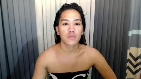 GWEN THOMPSON .......   online show from 01/31/25, 04:14