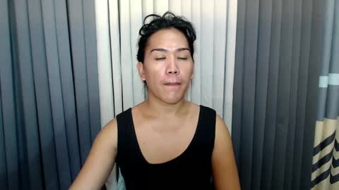 GWEN THOMPSON .......   online show from 02/12/25, 04:12