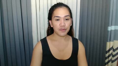 GWEN THOMPSON .......   online show from 03/01/25, 12:23