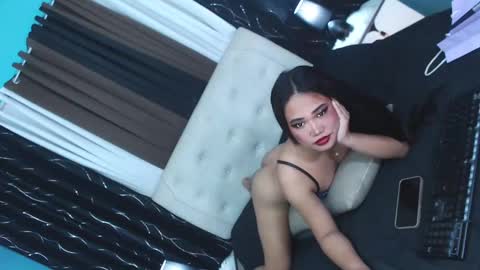 Snapshot of xhugesignificant69x chatting on 12/11/24, 12:12 xhugesignificant69x online show from 12/11/24, 12:12