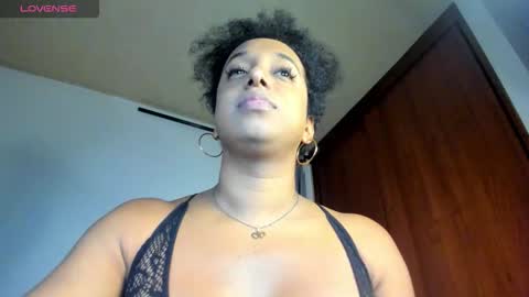 Xia Angel online show from 02/05/26, 11:04