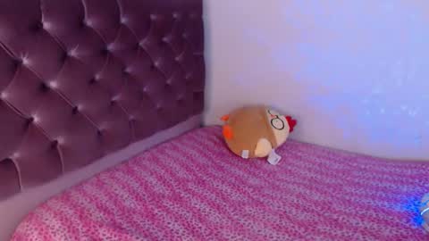 Snapshot of xia_abbey chatting on 02/23/25, 10:09 Xia online show from 02/23/25, 10:09