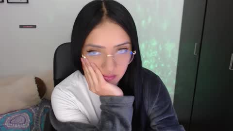 Snapshot of xia_abbey chatting on 11/28/25, 11:18 Xia online show from 11/28/25, 11:18