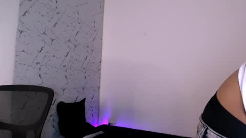 Xiao Keiko online show from 04/09/26, 05:07