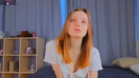 Luna and Lina online show from 02/03/26, 04:10