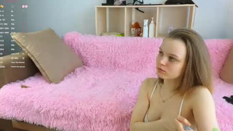 Luna and Lina online show from 05/21/26, 03:02