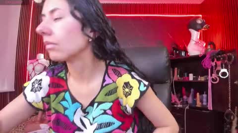 XiaQueen   I M online show from 12/04/25, 08:50