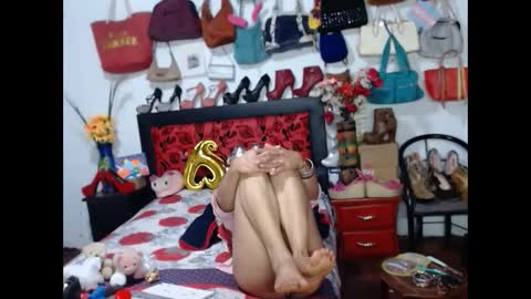 xiaraa26 online show from 03/12/25, 08:41