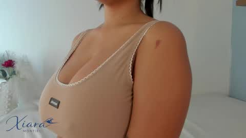 Xiara Montiel online show from 04/03/26, 11:41