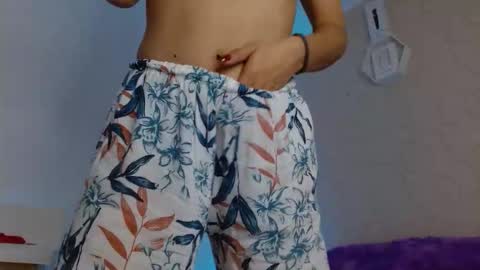 Xime online show from 11/06/25, 01:45