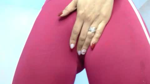 Xime online show from 11/08/25, 04:40