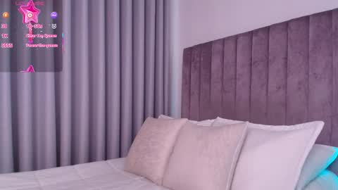 XIMENA LOPEZ online show from 05/27/26, 05:48